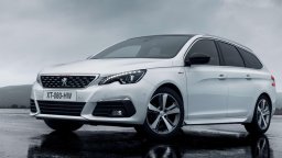 Carforyou Łódź wynajmuje tanio samochody w ofercie Peugeot 308 kombi